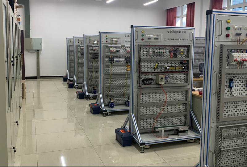 黔西南民族職業技術學院電工專業技術實訓室